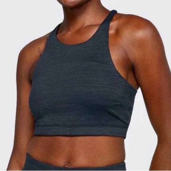 OUTDOOR VOICES Move Free Padded Microstripe High Neck Sports Bra - Picture 2 of 8